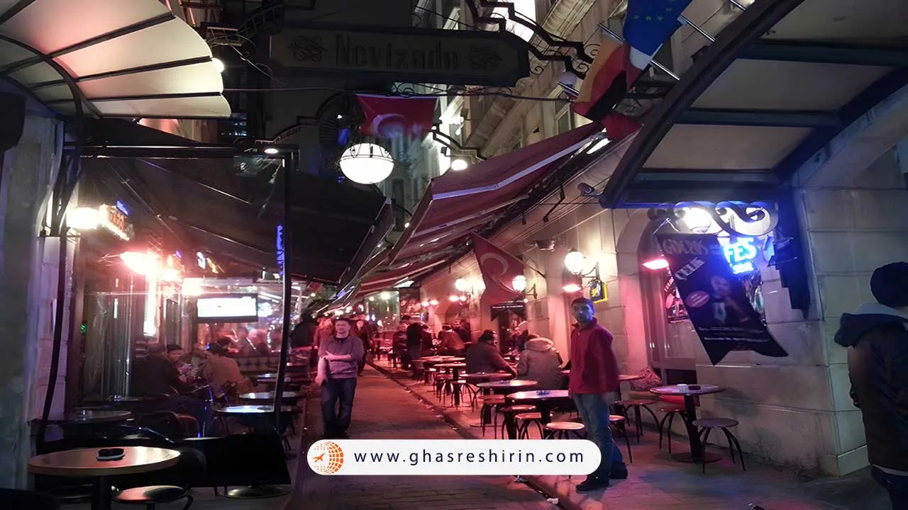 خیابان نویزاده (Nevizade Street in Istanbul)