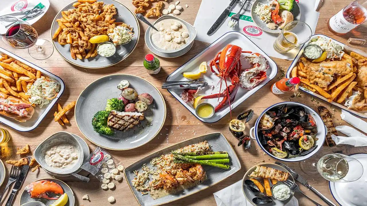 رستوران نهنگ سفید کیش