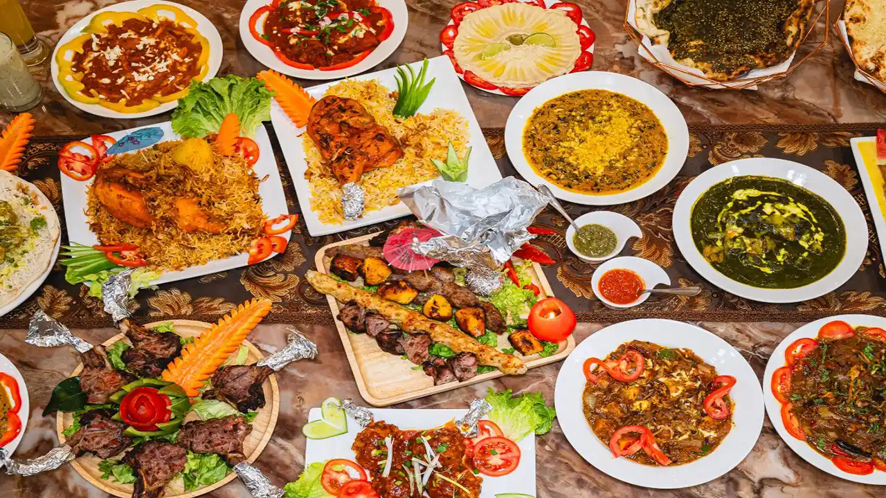 مهمانی ابرها در آسمان، با رستوران هوایی مشهد