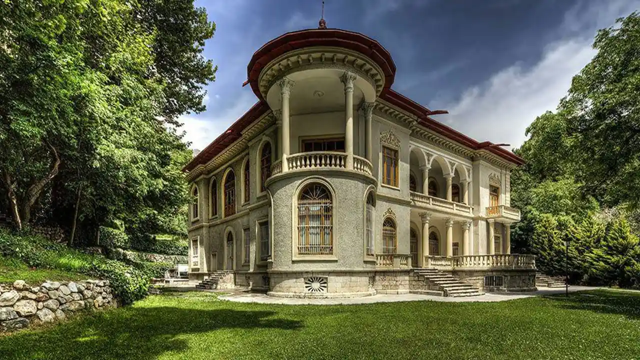 تور تهرانگردی مجموعه تاریخی سعدآباد