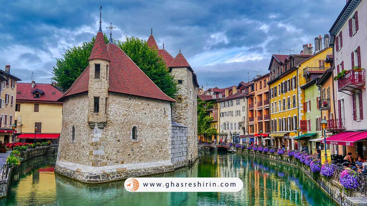 کاخ جزیره انسی