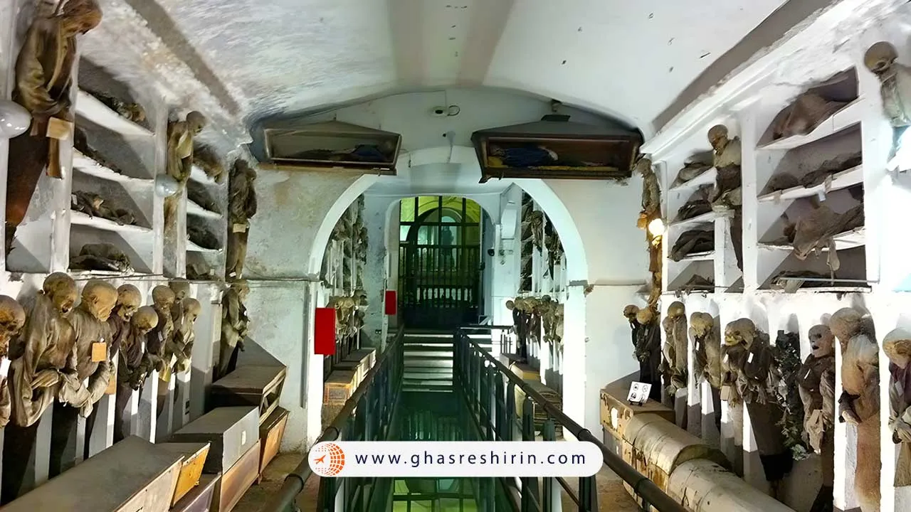 گوردخمه کاپوچین (Catacombe dei Cappuccini) 