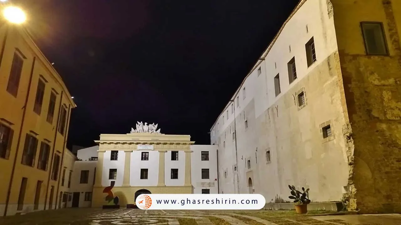 کاخ کیارامونته (Chiaramonte or Sterni Palace in Palermo)