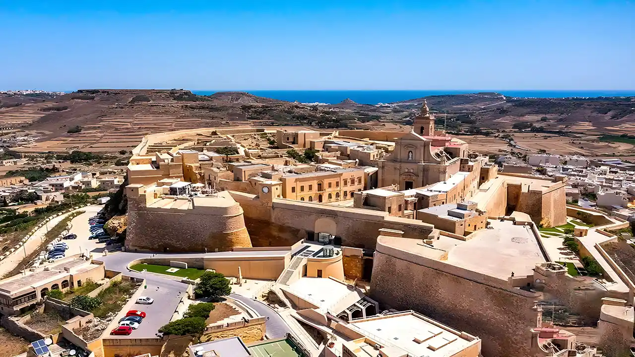 ارگ تاریخی گوگد