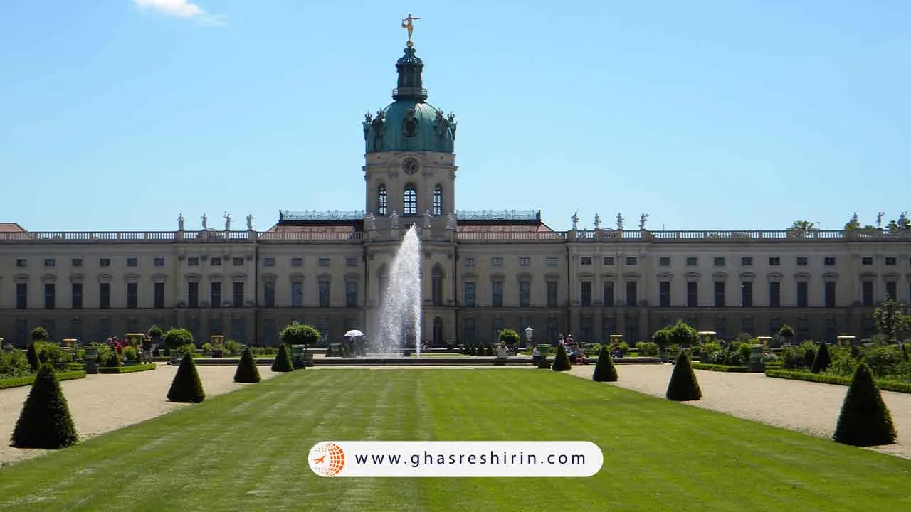 کاخ شارلوتنبورگ (Charlottenburg Palace)