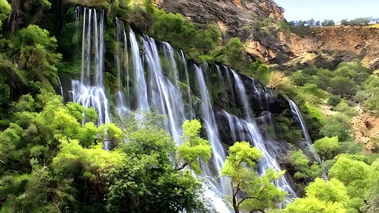 مارگون ، آبشاری چشمه ای در دل شیراز