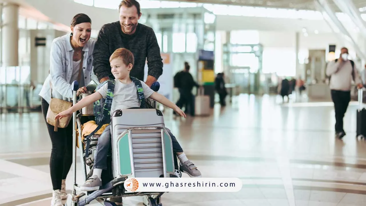 شرایط خروج از کشور پسران زیر ۱۸ سال