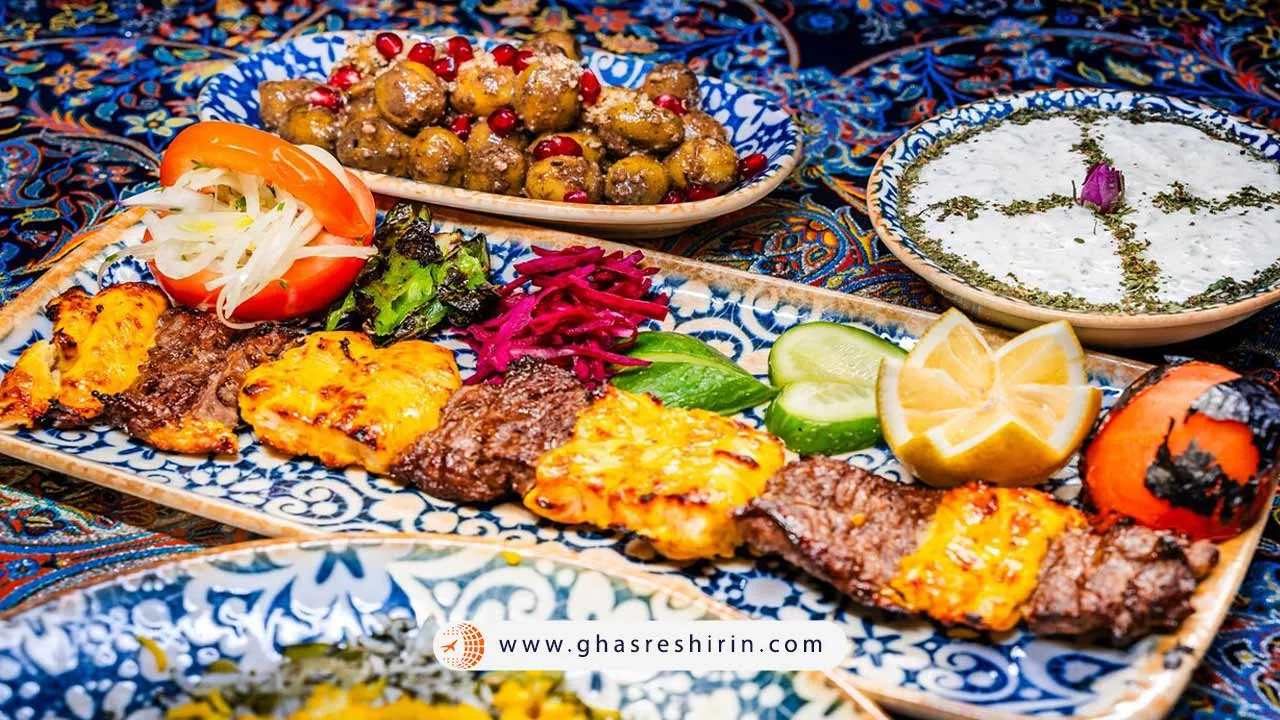 لذت چشیدن غذاهای سنتی در رستوران‌های ایرانی دبی