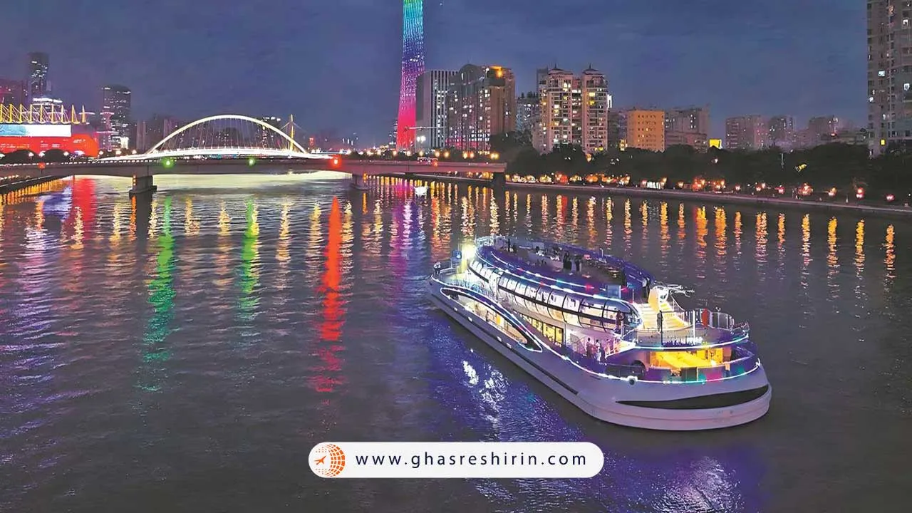 کروز شبانه رودخانه مروارید (Pearl River Night Cruise)