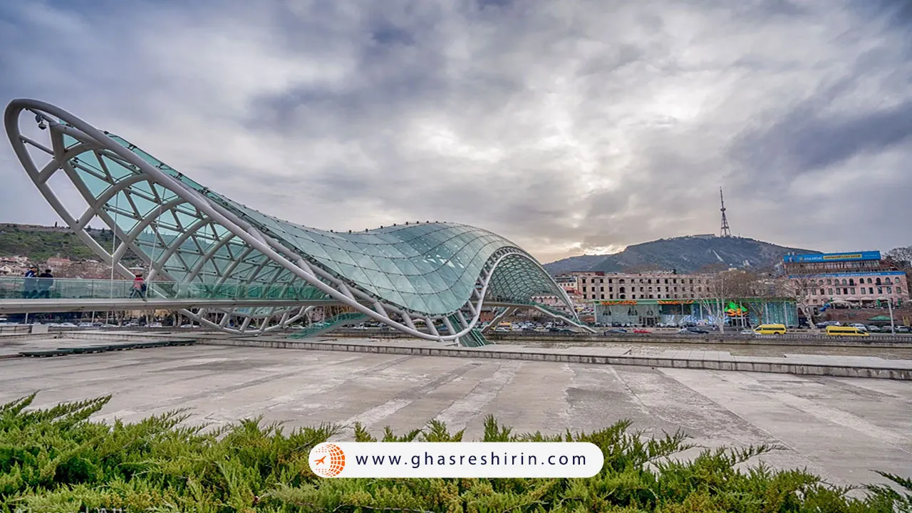 پل صلح تفلیس کجاست