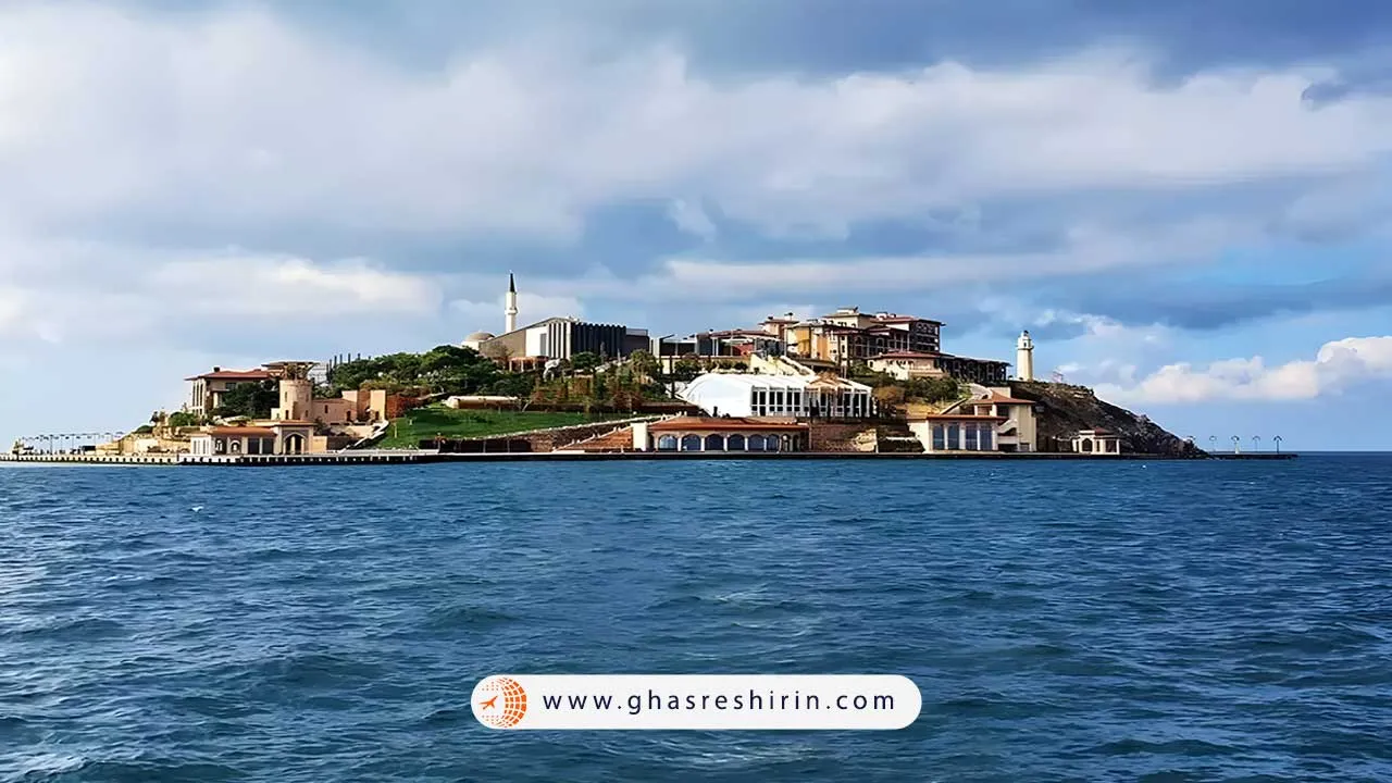 جزیره یاسی آدا، جزیره آزادی و دموکراسی ( Yassıada )