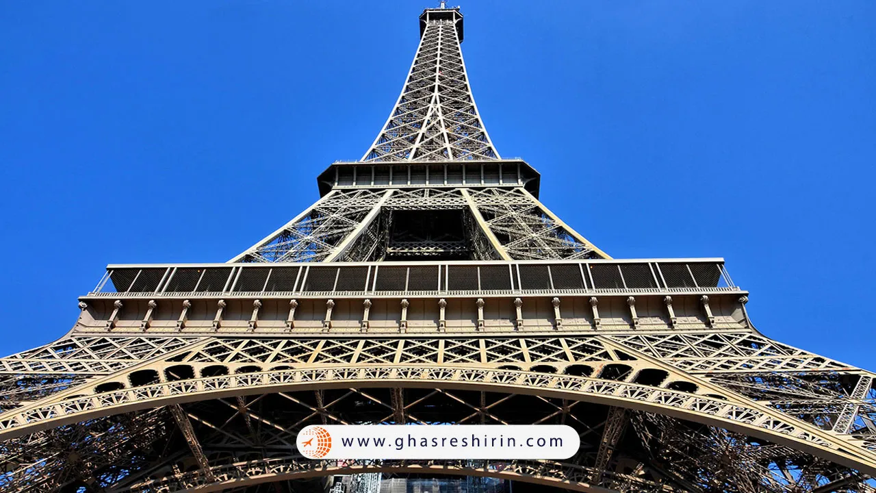 عکس برج ایفل واقعی از نزدیک