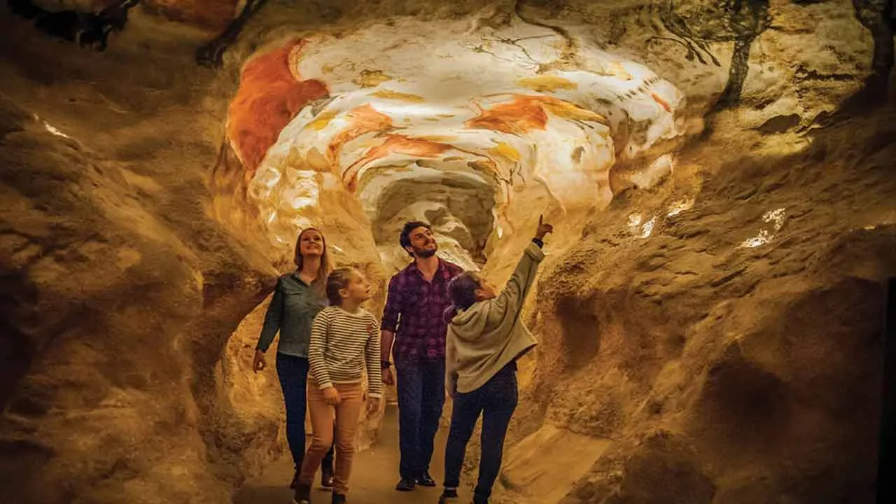 غار لاسکو؛ شاهکار رازآلود هنر ماقبل تاریخ