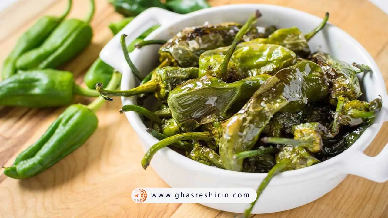 غذای اسپانیایی پیمیِنتوس د پادرون