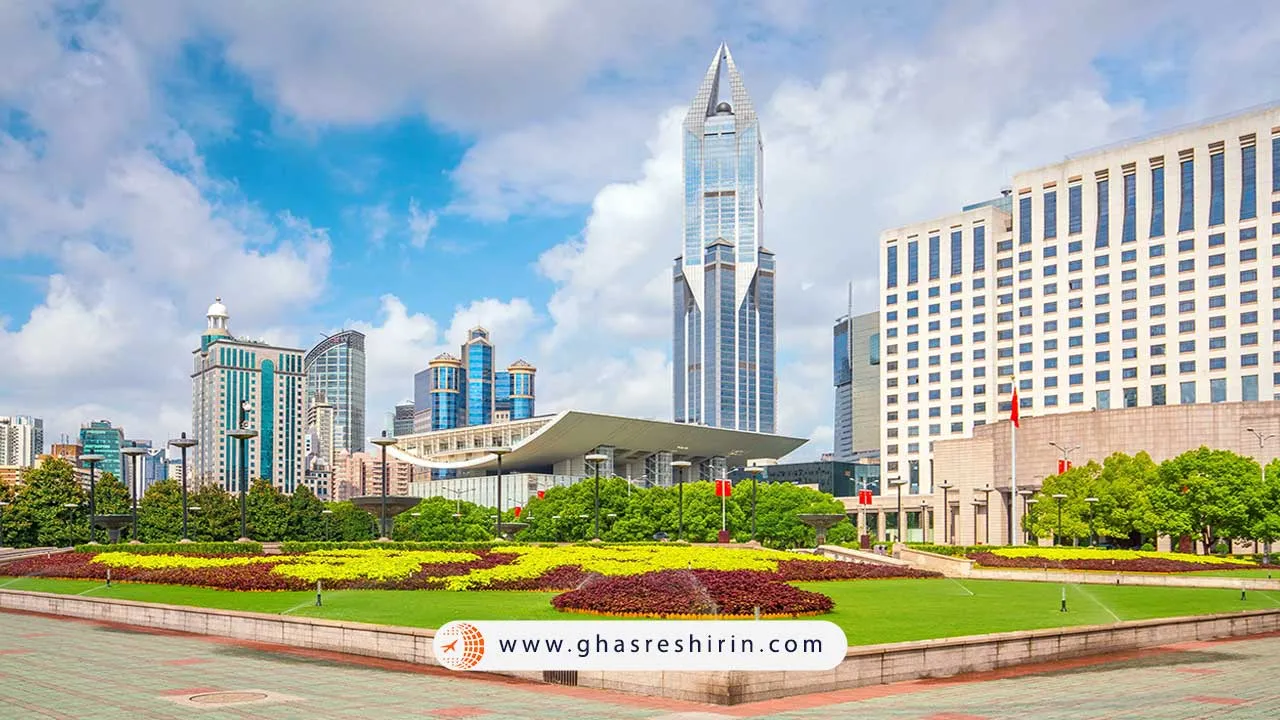 میدان مردم (Shanghai People's Square)