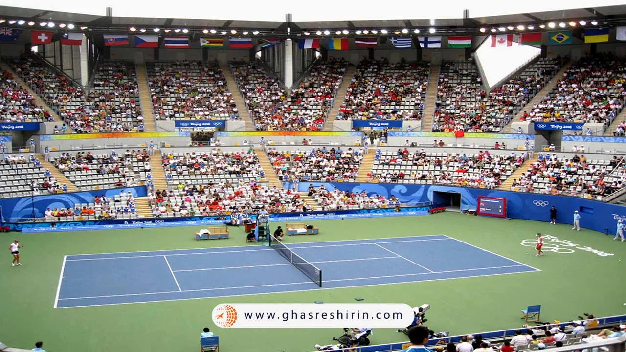 مرکز تنیس و سالن‌های ورزشی دیگر