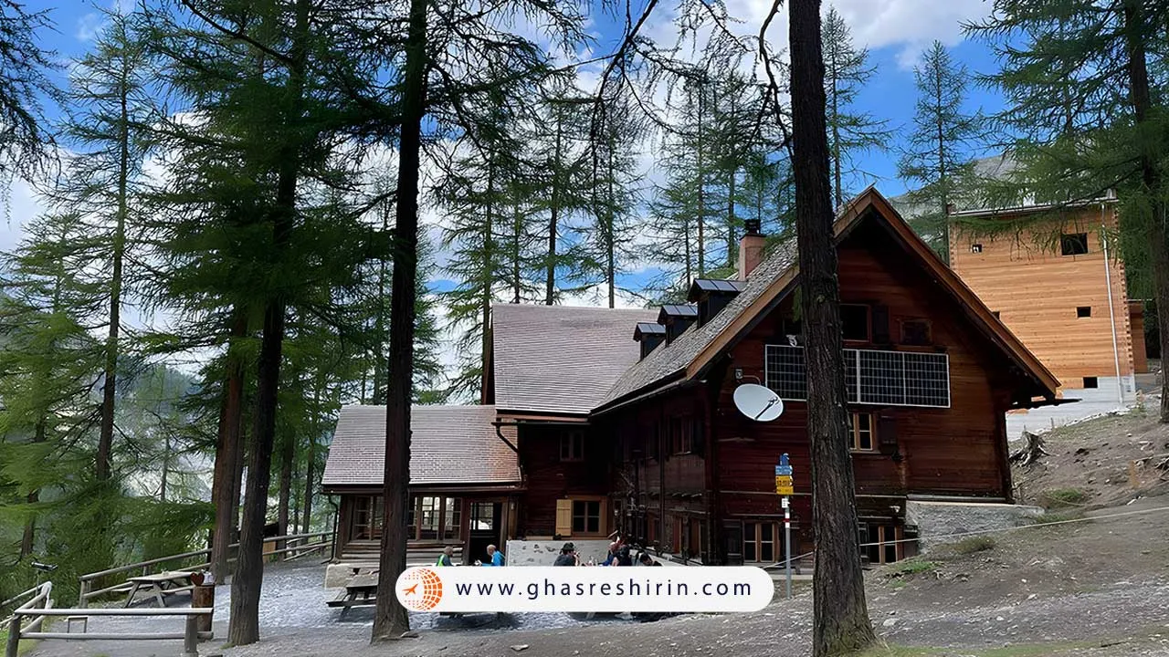 کلبه چامانا کلوزا (Chamanna Cluozza)