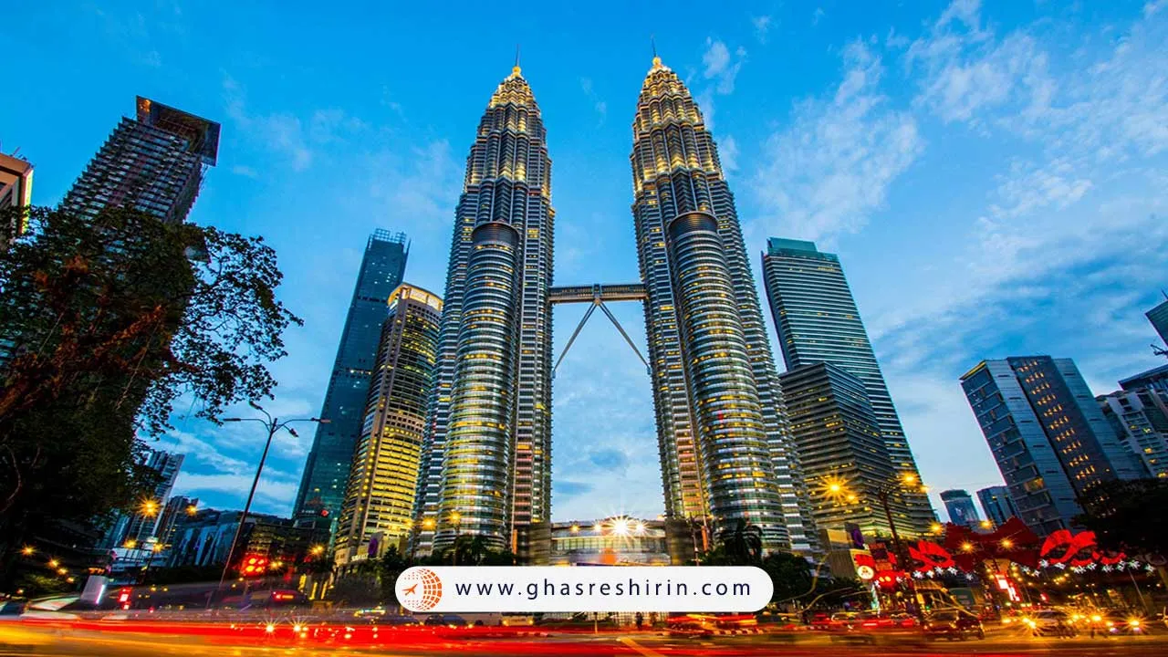 برج‌های دوقلوی پتروناس (Petronas Twin Towers)