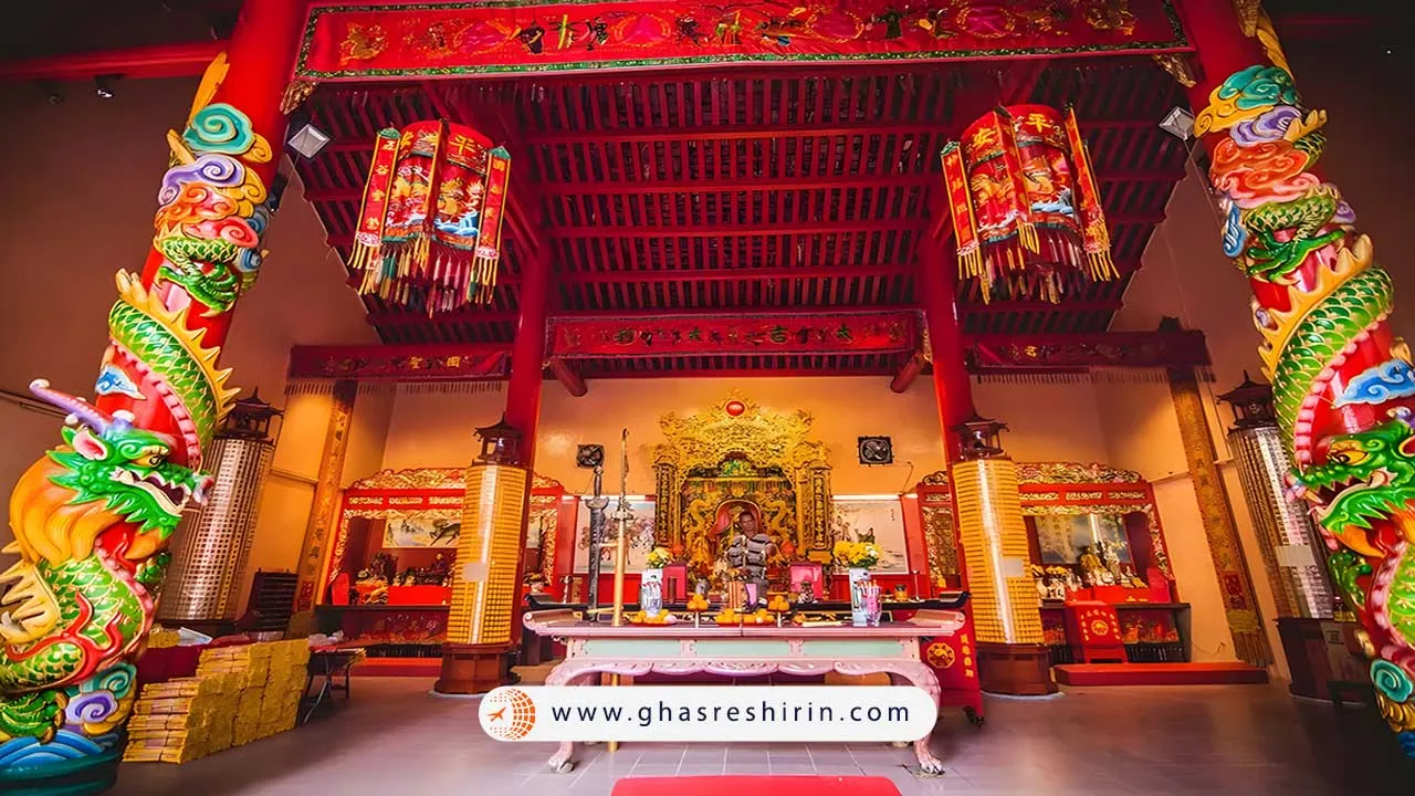 معبد سین سزه سی یا (Sin Sze Si Ya Temple) یکی از جاذبه های چاینا تاون کوالالامپور