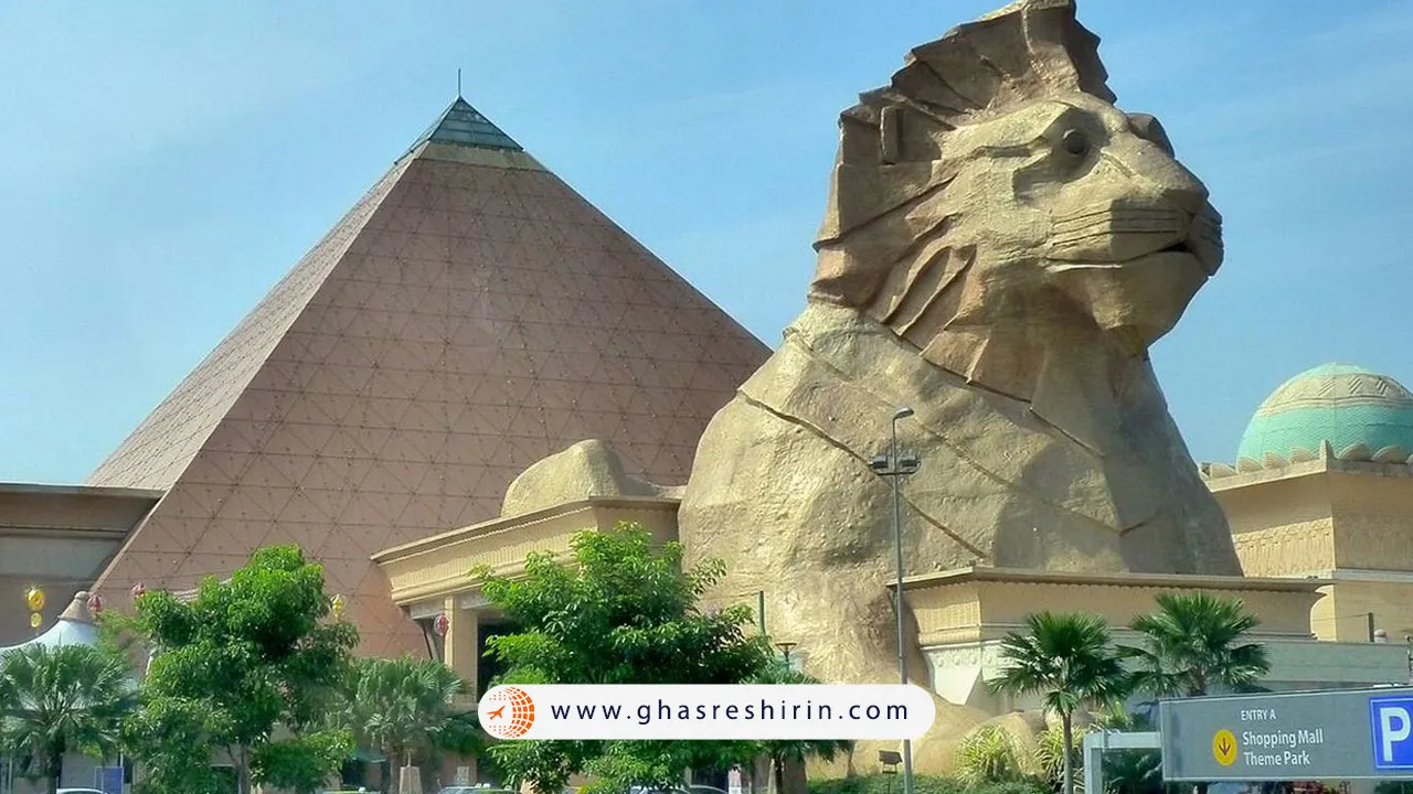 مرکز خرید سان وی پیرامید کوالالامپور (Sunway Pyramid) یکی از بهترین مراکز خرید در کوالالامپور