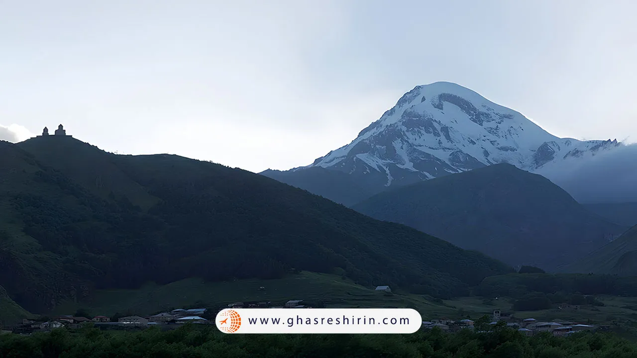کوه قازبگی (Mount Kazbek)