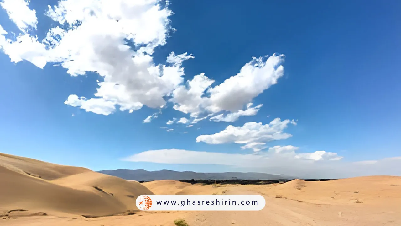 بیابان اولان بوه (Ulan Buh Desert)