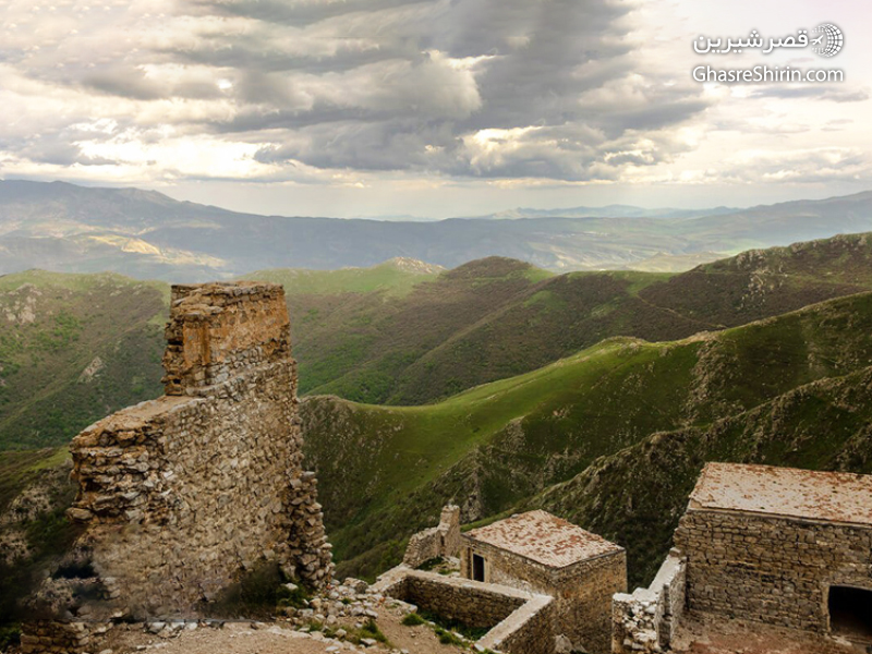 قلعه بابک در 16 مکان دیدنی ایران