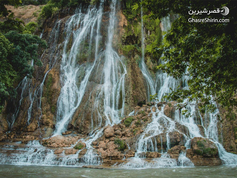 معرفی جاذبه های گردشگری لرستان در یک تور