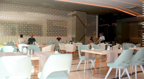 رستوران هتل ویند آف لارا آنتالیا رستوران هتل ویند آف لارا آنتالیا