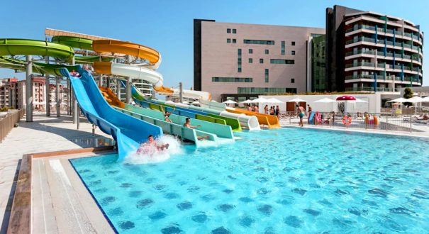 پارک آبی هتل ویند آف لارا آنتالیا پارک آبی هتل ویند آف لارا آنتالیا