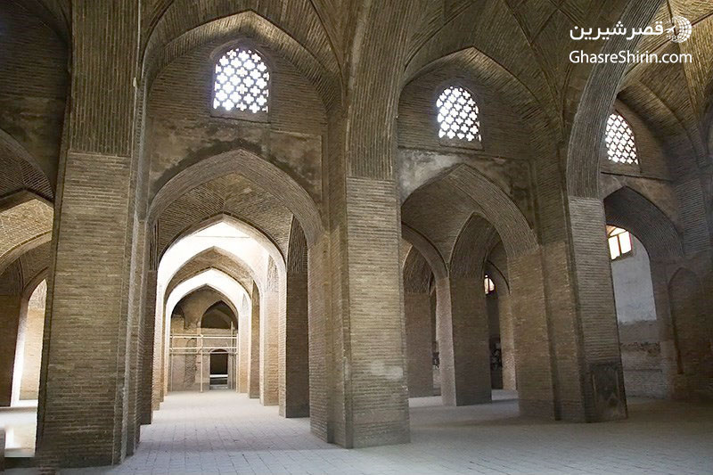 داخل-مسجد-جامع