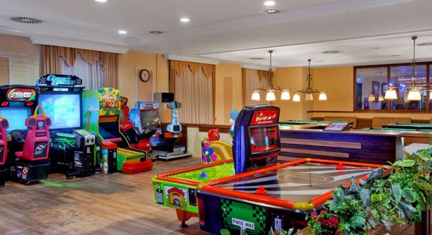 سالن گیم هتل آستریا کرملین پالاس آنتالیا سالن گیم هتل آستریا کرملین پالاس آنتالیا