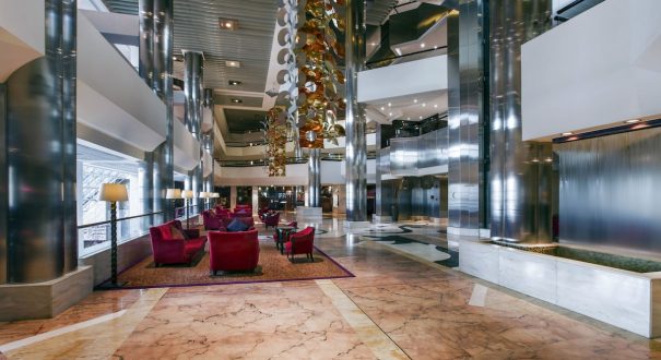 hotel-crowne-plaza-dubai (3) هتل کرون پلازا دبی (Crowne Plaza Dubai)