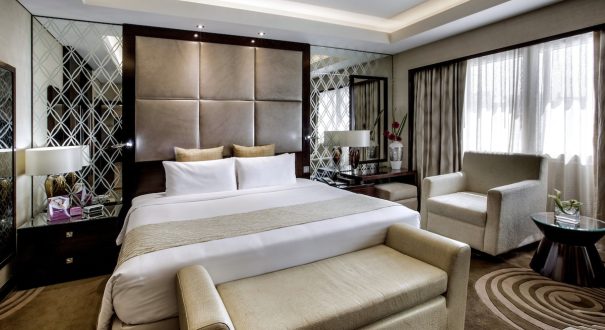 hotel-crowne-plaza-dubai (9) هتل کرون پلازا دبی (Crowne Plaza Dubai)
