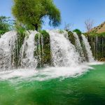 یک روز شاد با آبشارهای آرپناه در سرزمین بختیاری‌ها