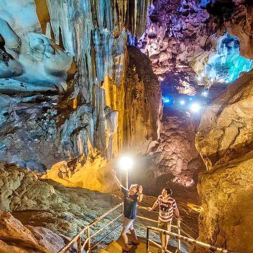 ماجراجویی در غار گوا تمپورانگ مالزی
