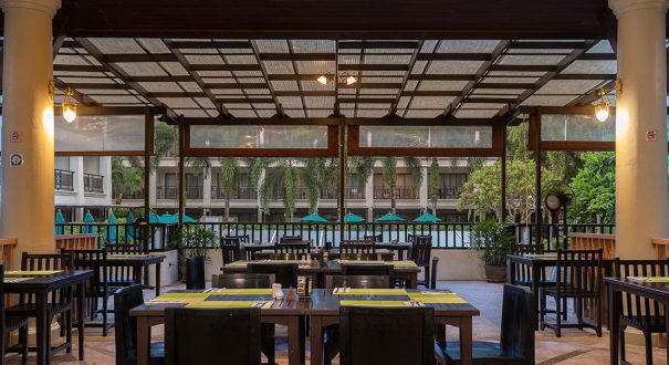 deevana-patong-resortandspa-gallery-restaurant01 هتل دیوانا پاتونگ ریزورت پوکت (Deevana Patong Resort)