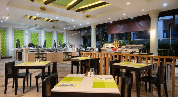 deevana-patong-resortandspa-gallery-restaurant07 هتل دیوانا پاتونگ ریزورت پوکت (Deevana Patong Resort)