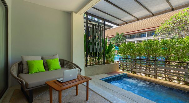 deevana-patong-resortandspa-gallery-room-deluxe-jacuzzi05 هتل دیوانا پاتونگ ریزورت پوکت (Deevana Patong Resort)