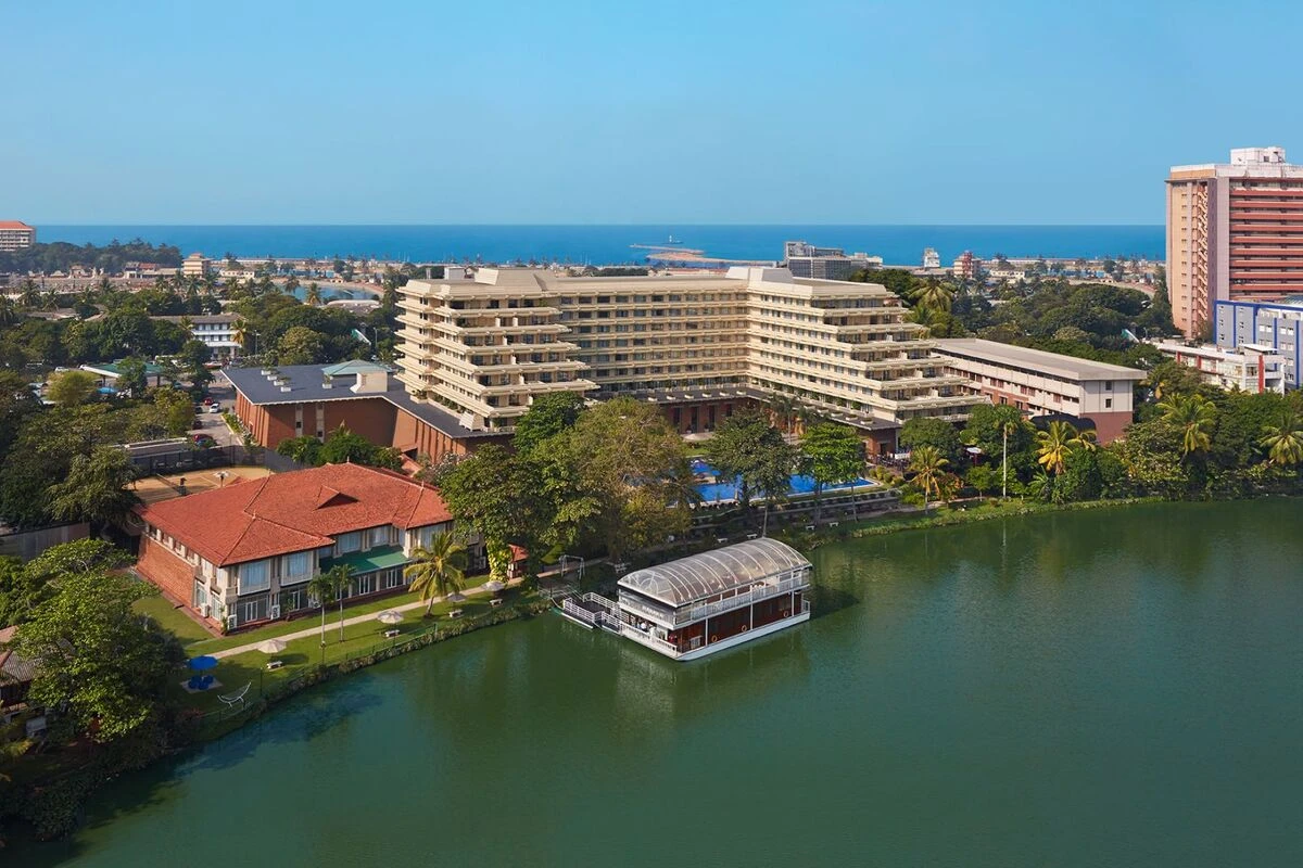 هتل سینامون لیک ساید کلمبو (Cinnamon Lakeside) هتل سینامون لیک ساید کلمبو (Cinnamon Lakeside)