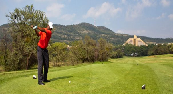 زمین گلف باشگاه کانتری گری پلیر