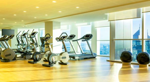 باشگاه بدنسازی هتل شرایتون گرند دبی باشگاه بدنسازی هتل شرایتون گرند دبی