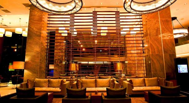 Crowne Plaza Harbiye لابی هتل کرون پلازا هاربیه استانبول