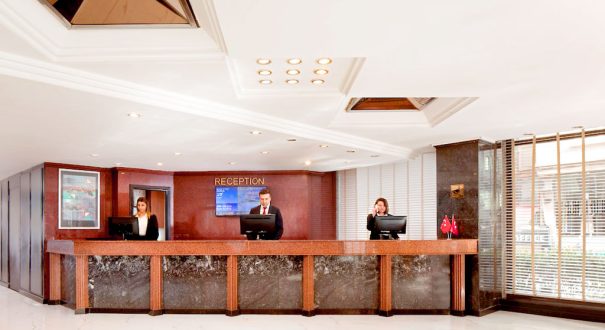 رسپشن هتل گلدن ایج استانبول رسپشن هتل گلدن ایج استانبول