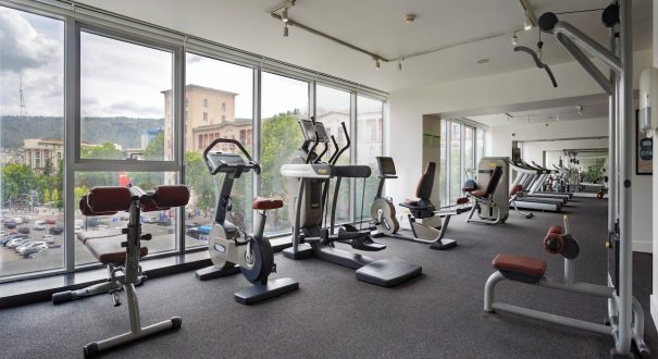 hotel-holiday-inn (5) هتل هالیدی این تفلیس (Holiday Inn Tbilisi)