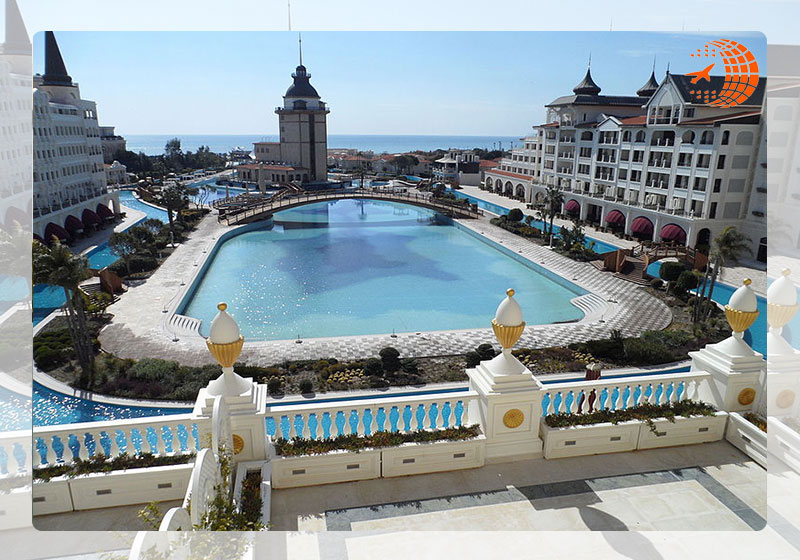 کاخ تایتانیک مردان ترکیه