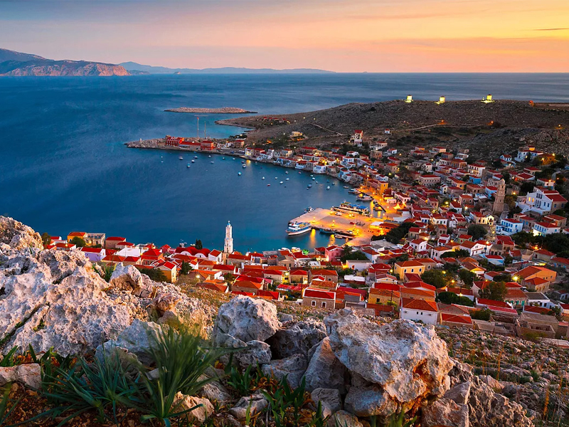 ۶ مورد از جاذبه های گردشگری یونان