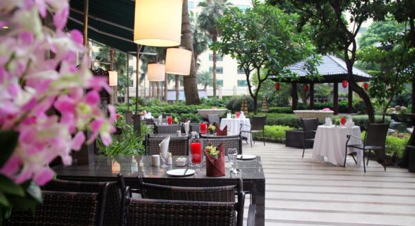 رستوران هتل هتل DONGFANG HOTEL GOANGHZHOU