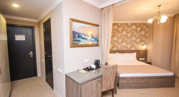 داخل اتاق هتل داخل اتاق هتل