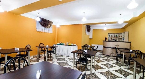 رستوران هتل الگانس تفلیس رستوران هتل الگانس تفلیس